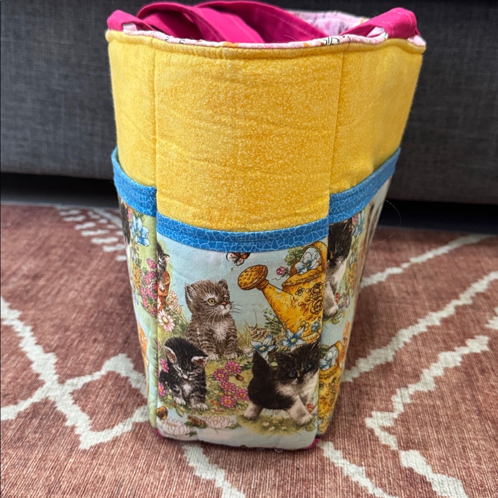 Handmade Padded Tote Bag – Cat Print Patchwork Organizer w/ Tons of Pockets - Picture 6 of 10